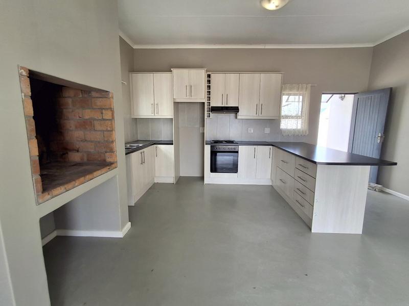 2 Bedroom Property for Sale in Britannia Bay Western Cape